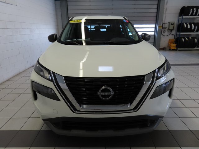 Used 2023 Nissan Rogue S image 17
