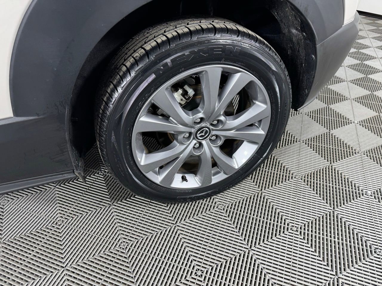 Used 2024 MAZDA CX-30 AWD 2.5 S w/ Premium Package image 36