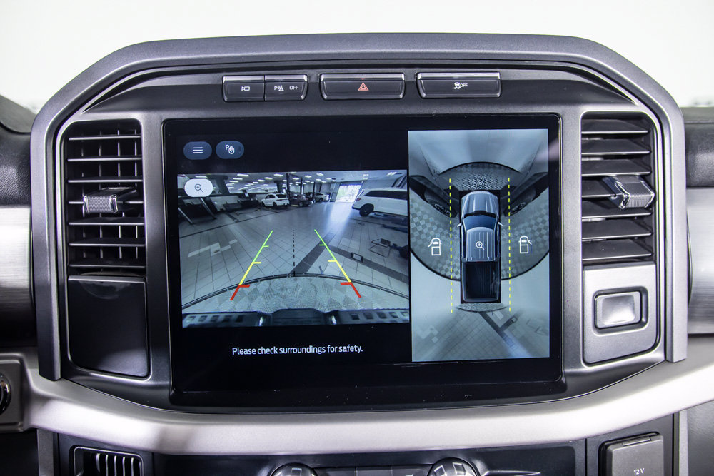 Used 2023 Ford F150 Lightning XLT AWD/4WD image 29