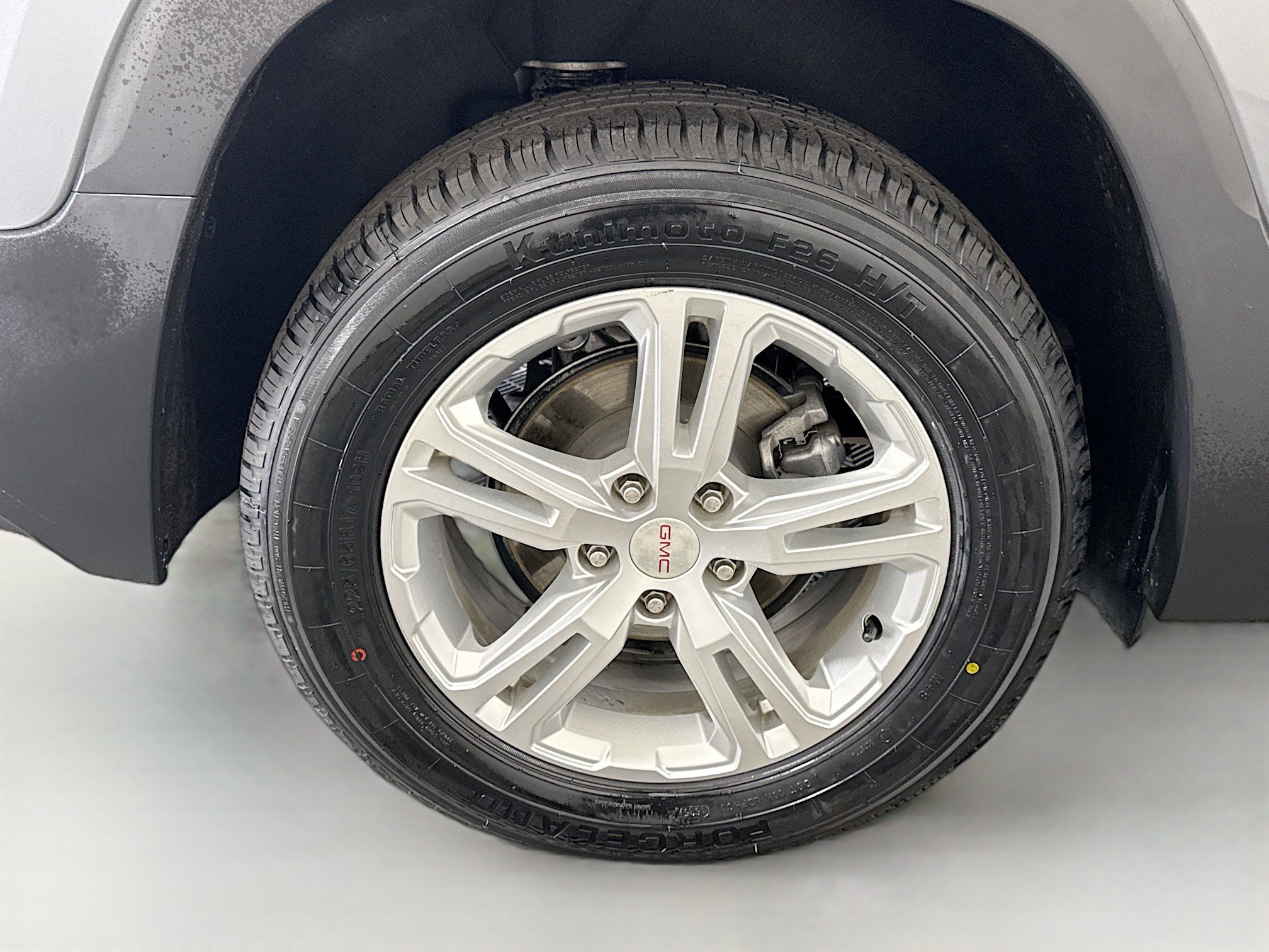 Used 2020 GMC Terrain SLE image 33