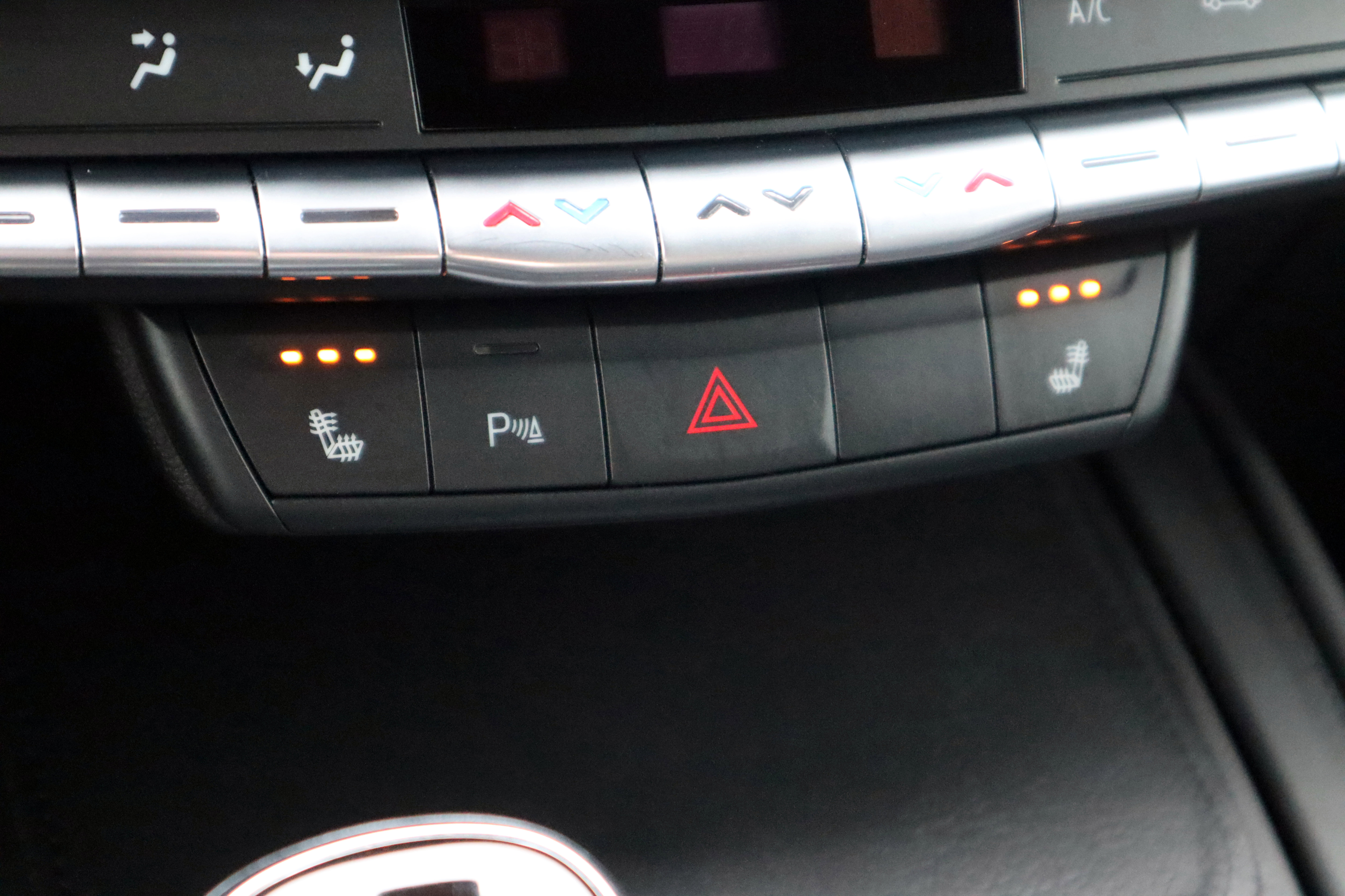 Used 2020 Cadillac XT4 Sport w/ Cold Weather Package image 32