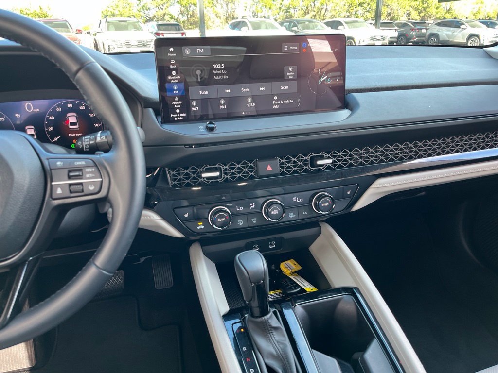 Used 2025 Honda Accord EX-L image 21