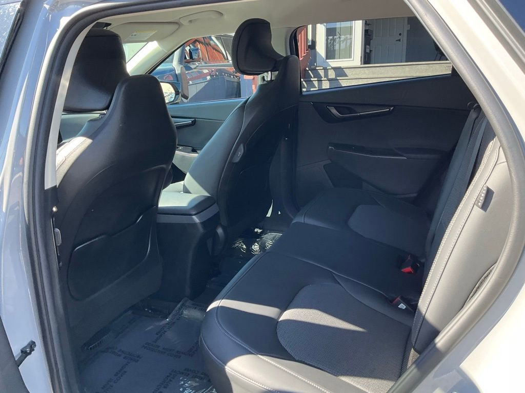 Used 2025 Kia EV6 Light image 26