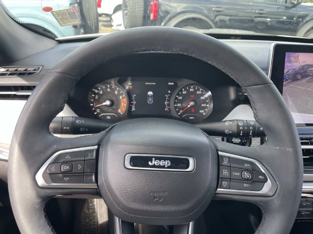 Used 2023 Jeep Compass Limited AWD/4WD image 34