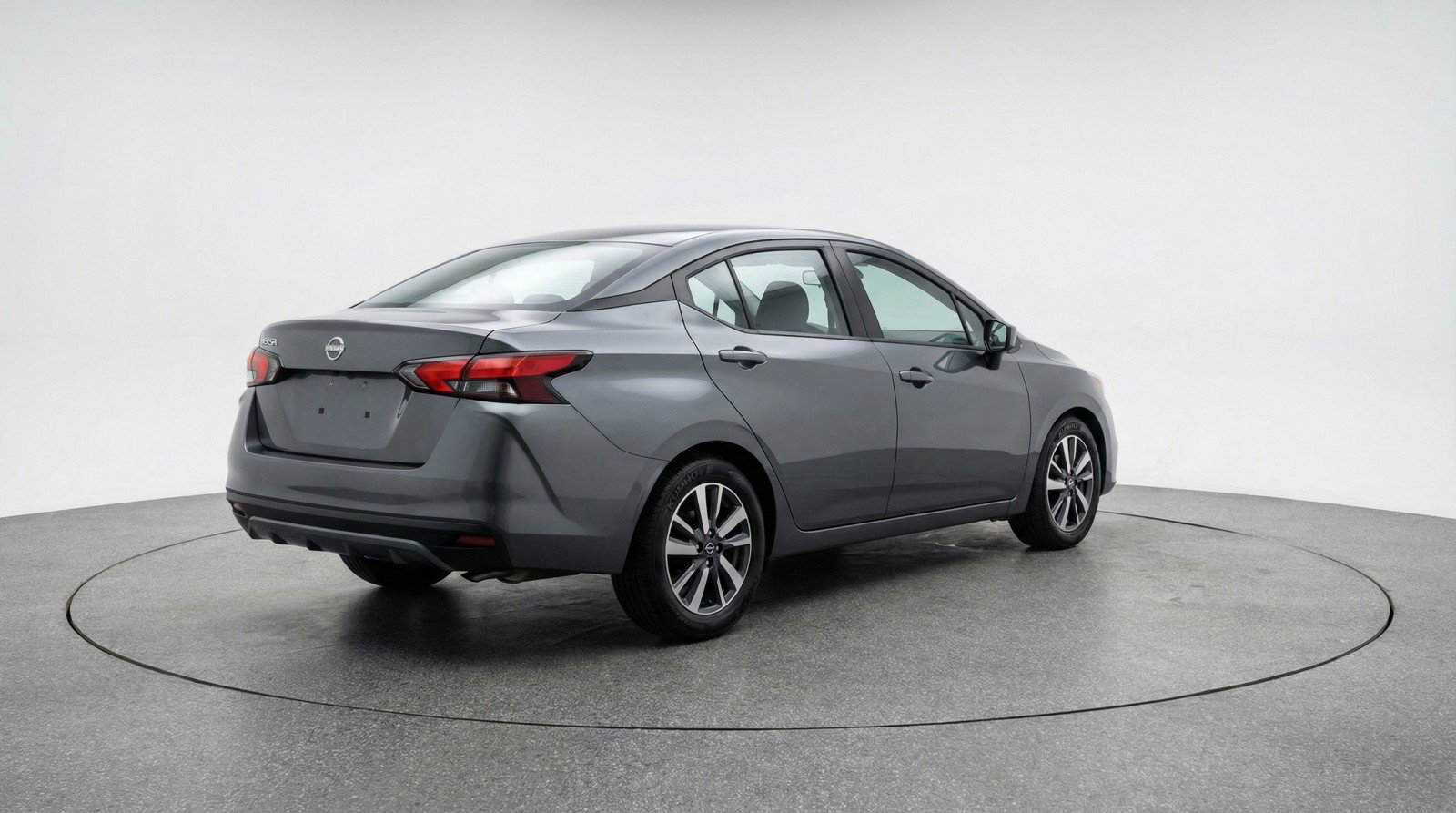 Used 2025 Nissan Versa SV FWD image 9