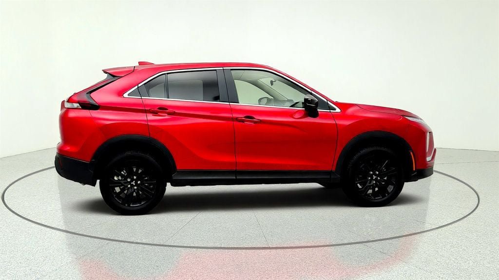 Used 2026 Mitsubishi Eclipse Cross LE AWD/4WD image 4