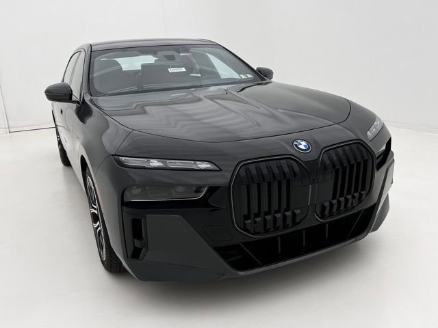 New 2026 BMW 750e xDrive w/ Executive Package AWD/4WD image 3