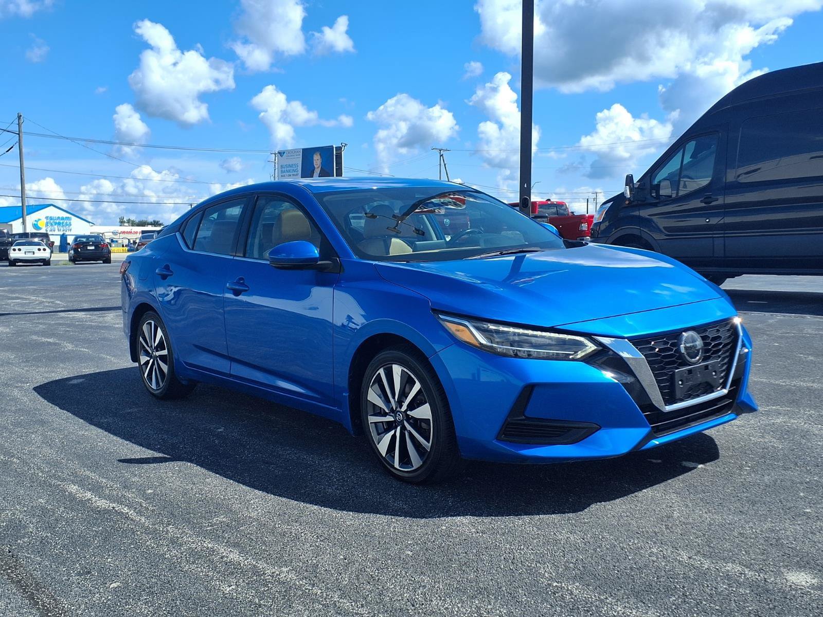 Used 2020 Nissan Sentra SV w/ SV Premium Package FWD image 3