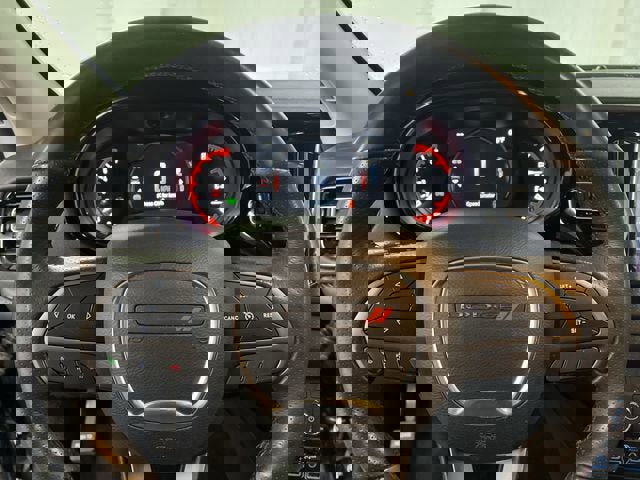 Used 2021 Dodge Durango SXT image 11