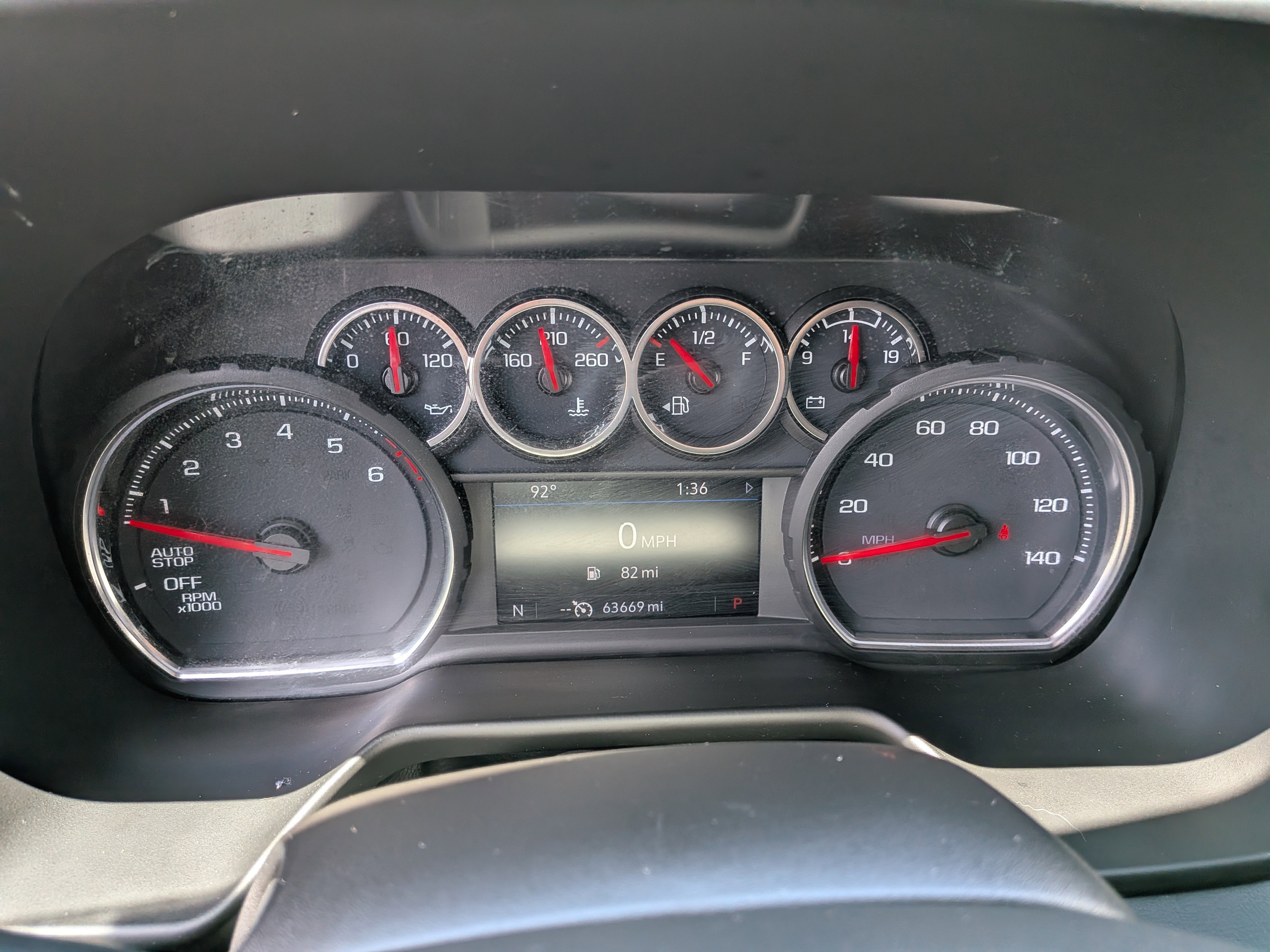 Used 2021 Chevrolet Suburban LT w/ Luxury Package RWD image 28