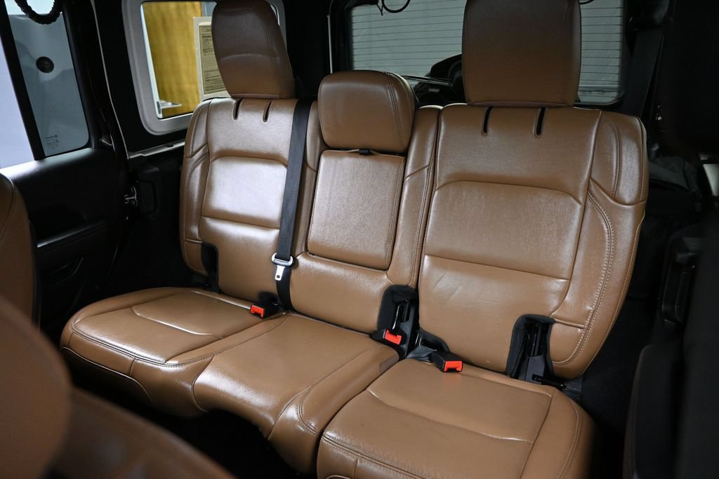 Used 2021 Jeep Wrangler Unlimited Rubicon AWD/4WD image 18