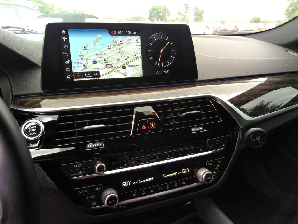 Used 2018 BMW 540i RWD image 10