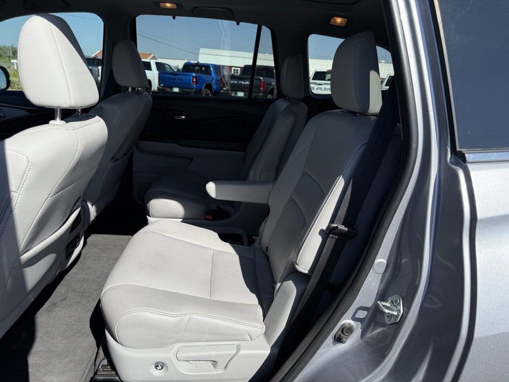 Used 2021 Honda Pilot Elite image 20