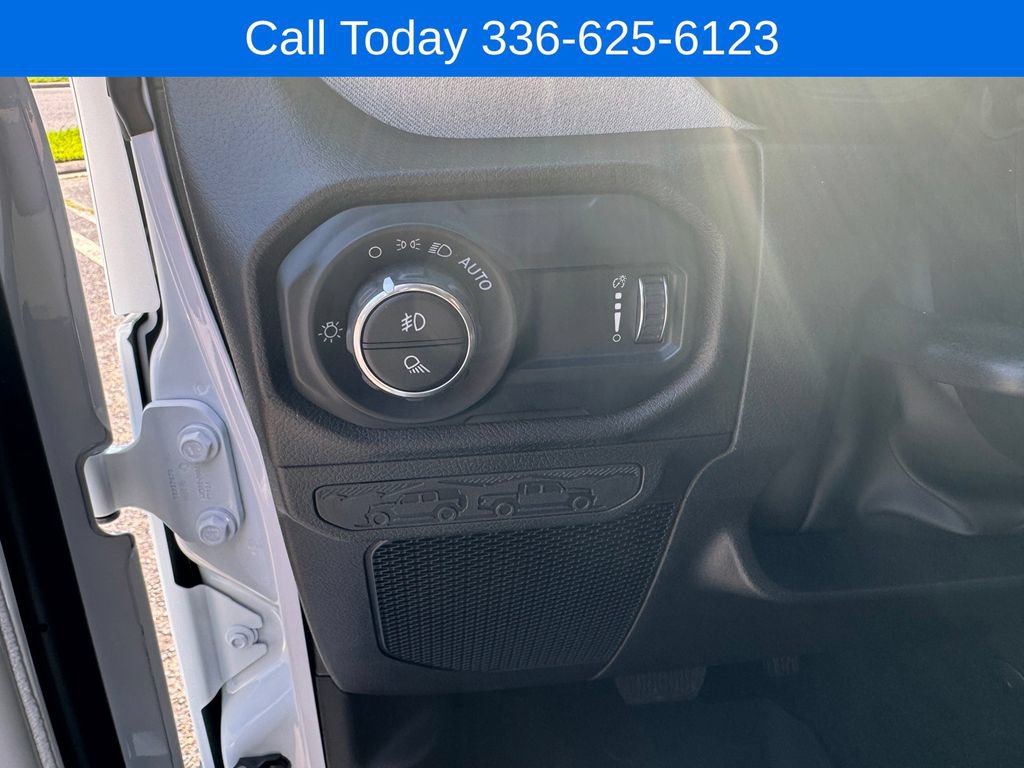 New 2025 Jeep Gladiator Sport AWD/4WD image 19