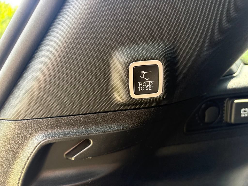 Used 2024 Jeep Grand Cherokee Altitude AWD/4WD image 49