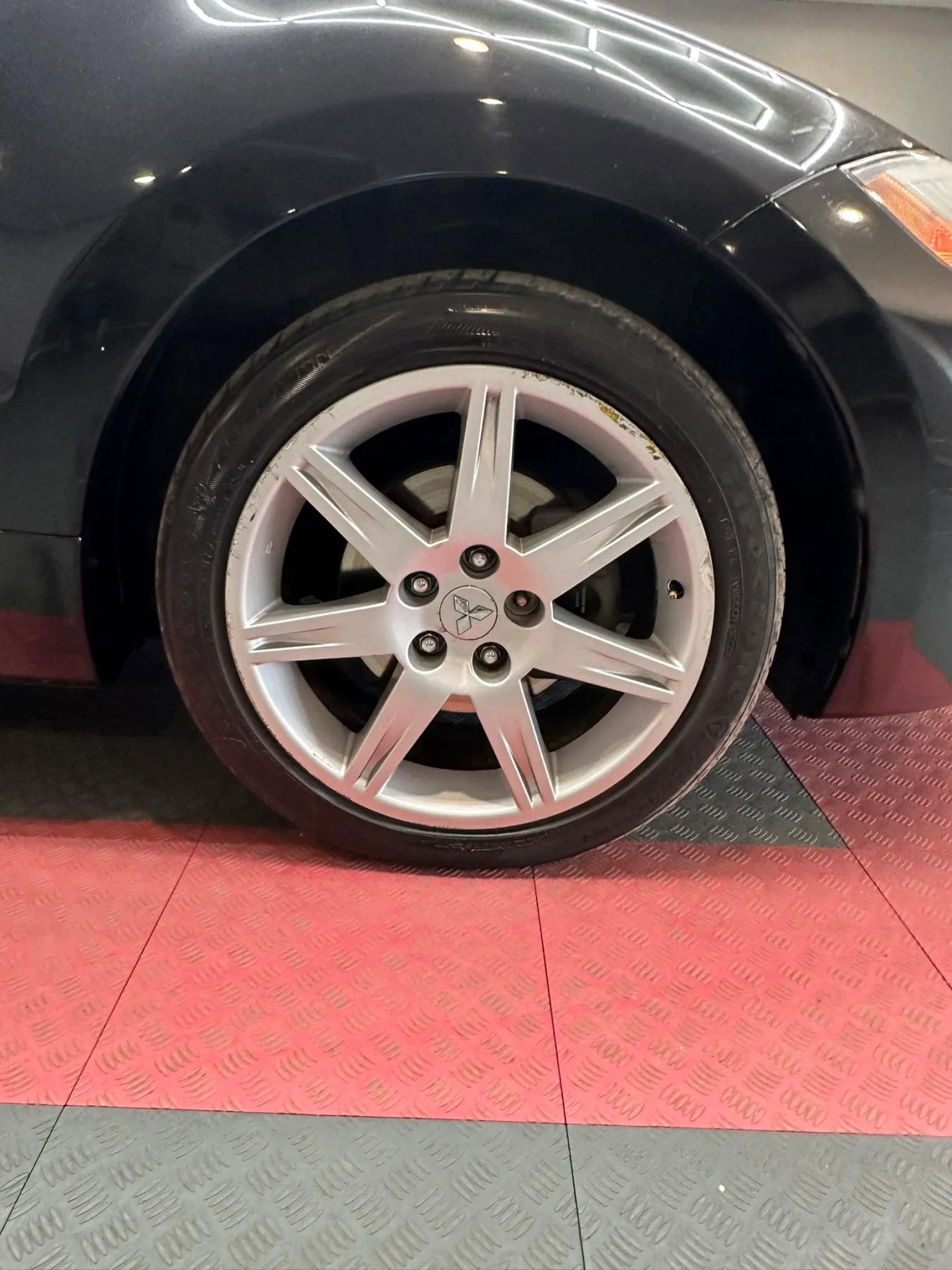 Used 2007 Mitsubishi Eclipse GT FWD image 33