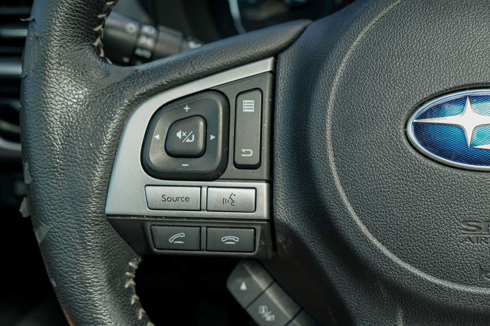 Used 2018 Subaru Forester 2.5i Touring AWD/4WD image 16