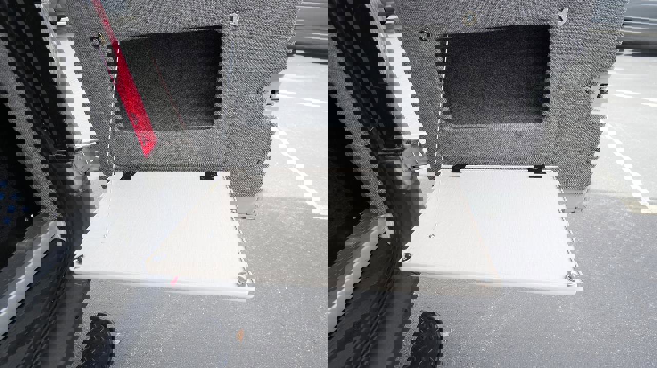 Used 2022 Mercedes-Benz Sprinter 144 Cargo image 44