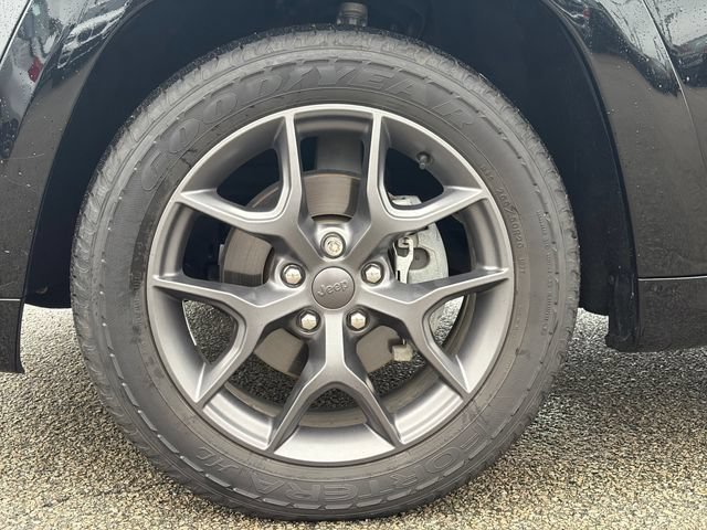 Used 2020 Jeep Grand Cherokee Limited X AWD/4WD image 2