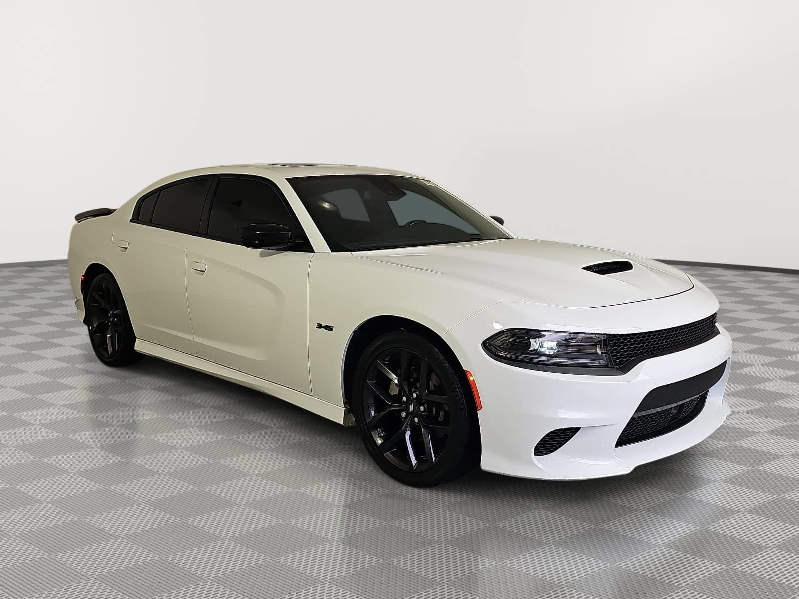 Used 2023 Dodge Charger R/T w/ Blacktop Package RWD video 2