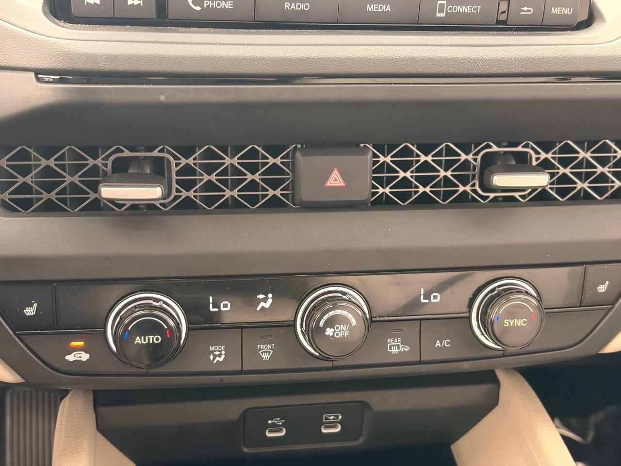 Used 2024 Honda Accord EX image 24