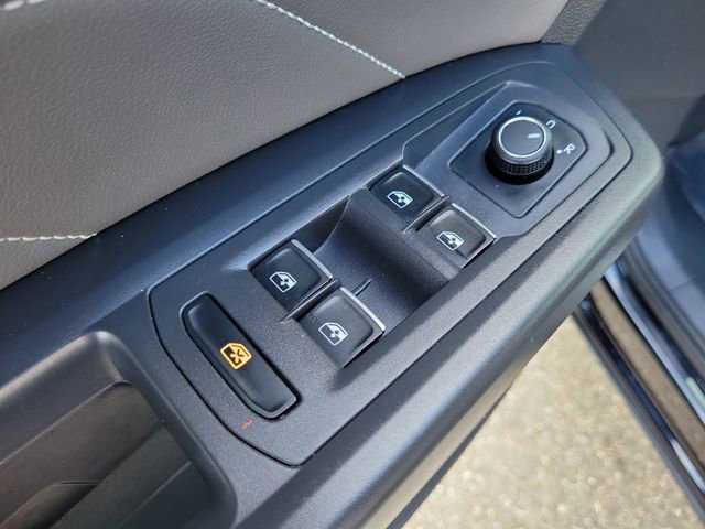 Used 2023 Volkswagen Atlas SE FWD image 16