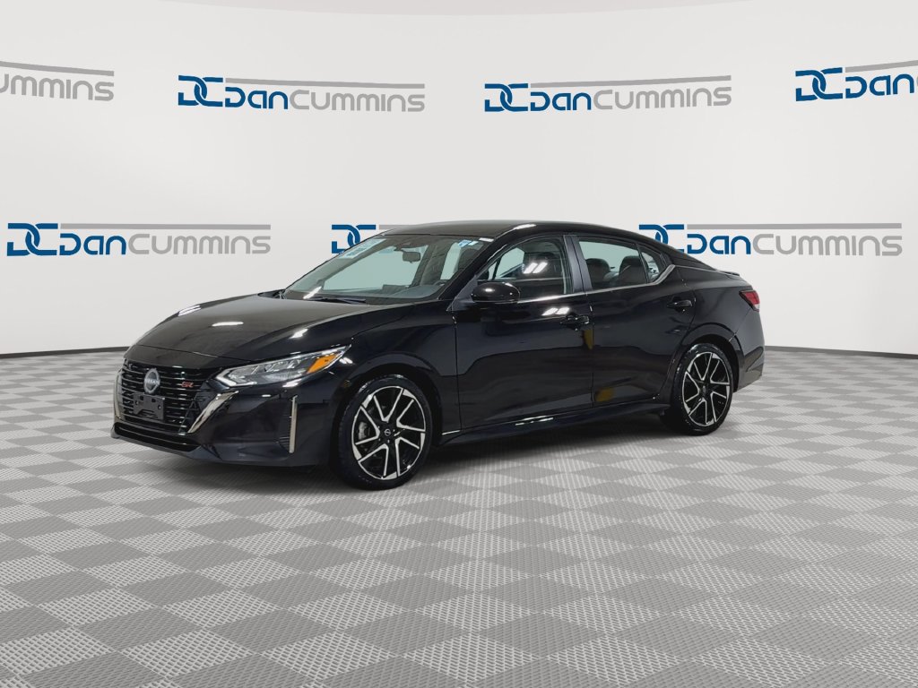 Used 2025 Nissan Sentra SR FWD image 4