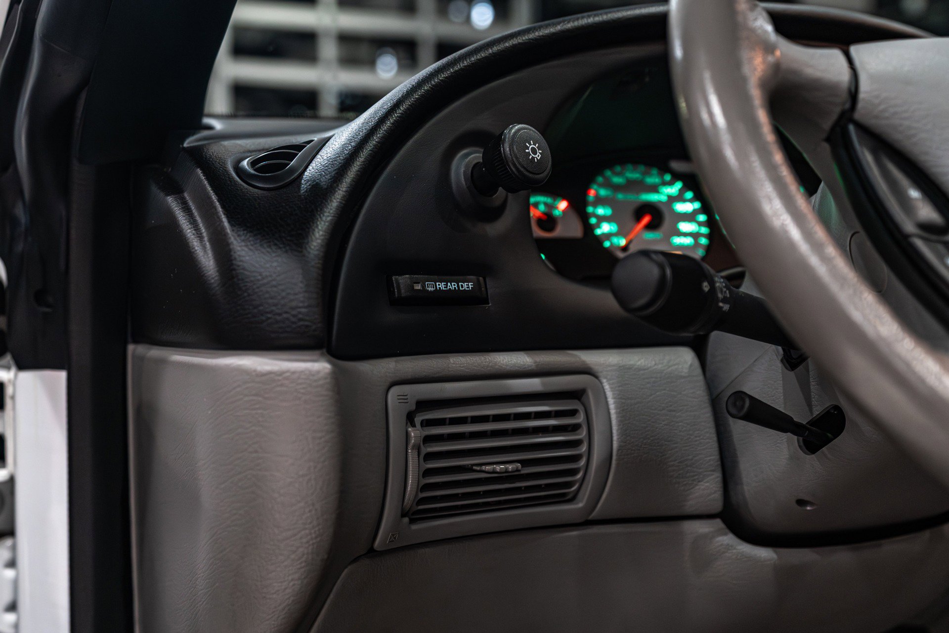 Used 1997 Ford Mustang Convertible image 8