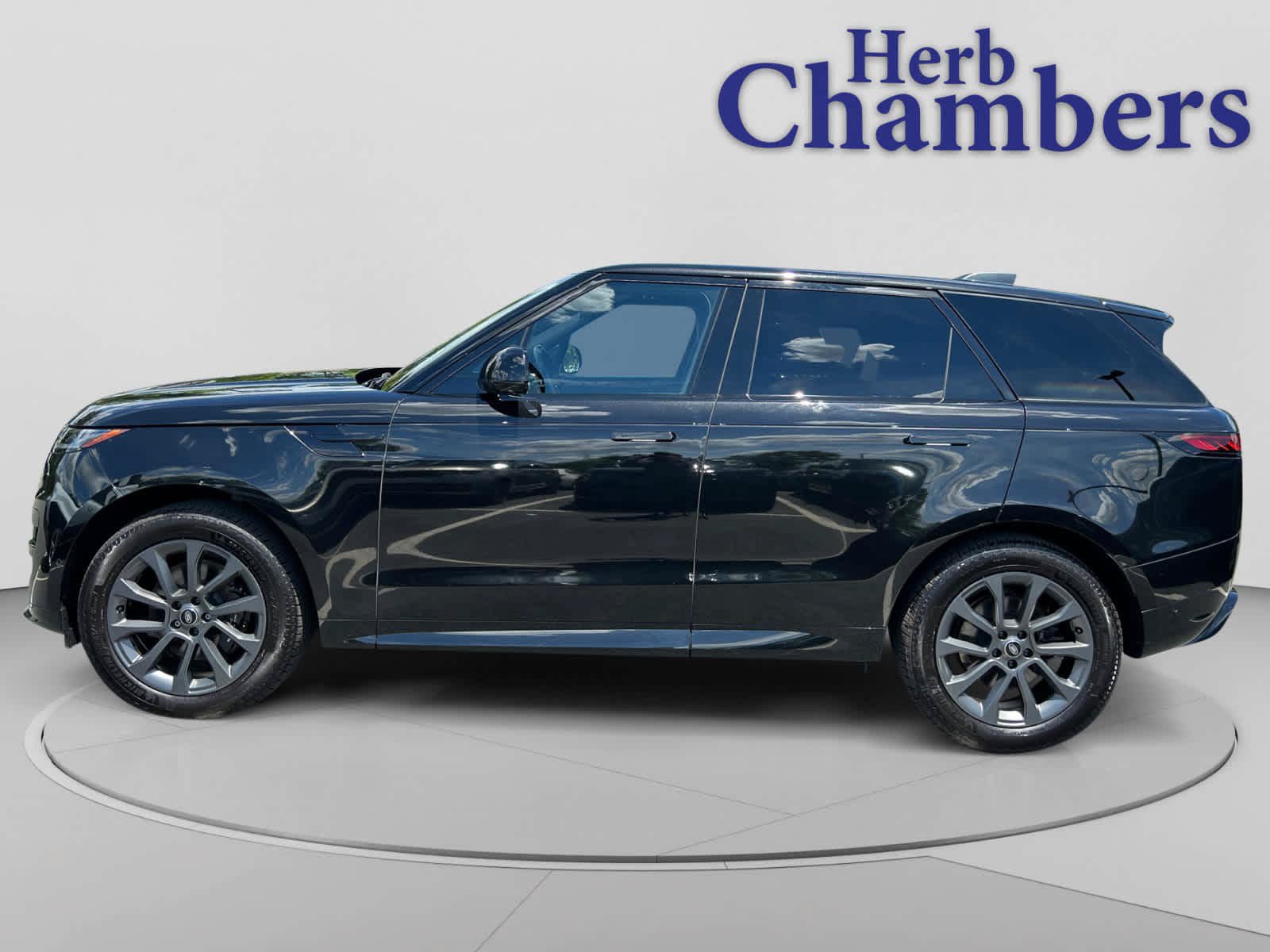 Used 2024 Land Rover Range Rover Sport Dynamic SE AWD/4WD image 6