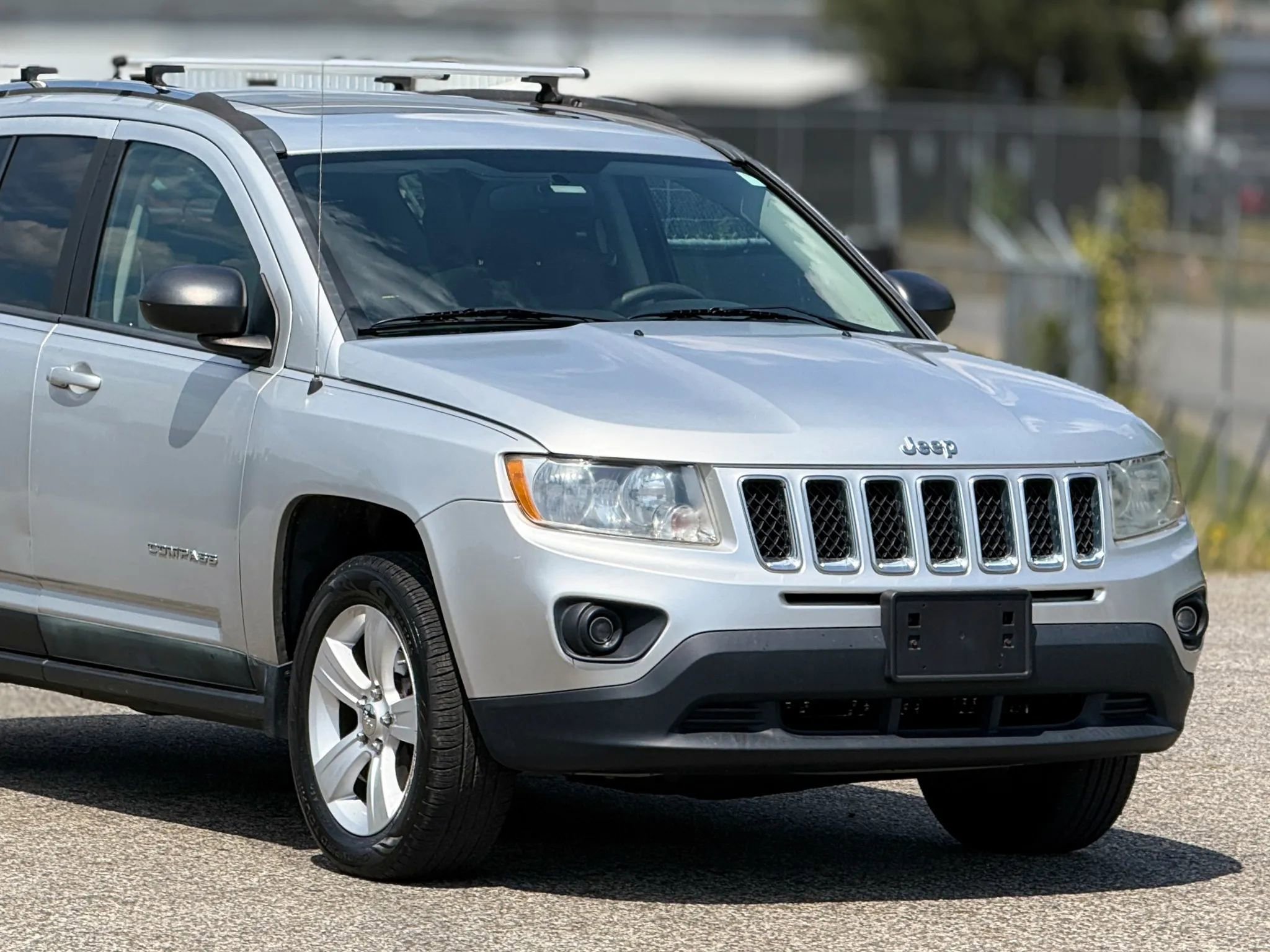 Used 2011 Jeep Compass Latitude w/ Sun/Sound Group AWD/4WD image 15