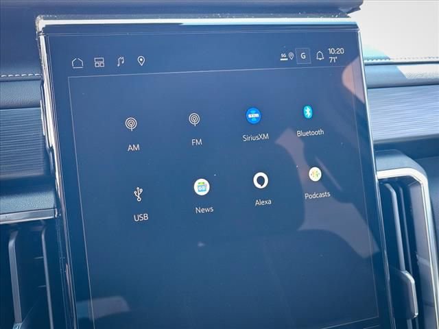 New 2025 GMC Acadia Elevation image 25