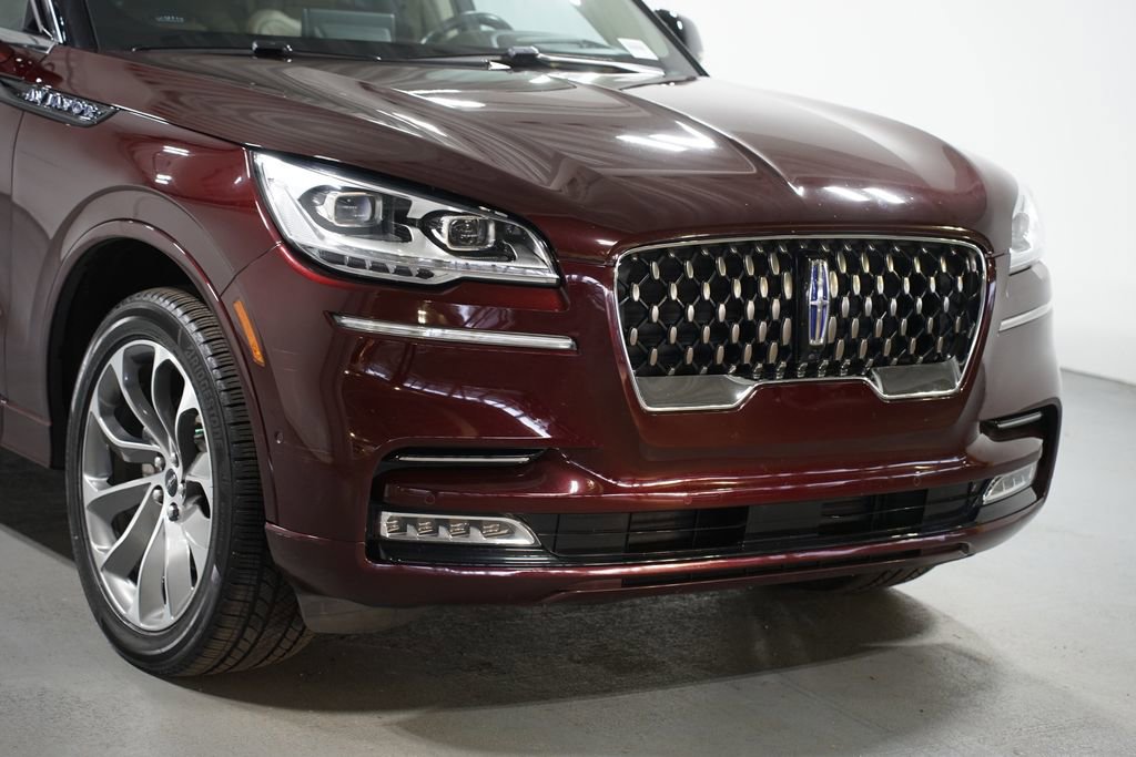 Used 2022 Lincoln Aviator Grand Touring w/ Equipment Group 301A image 4