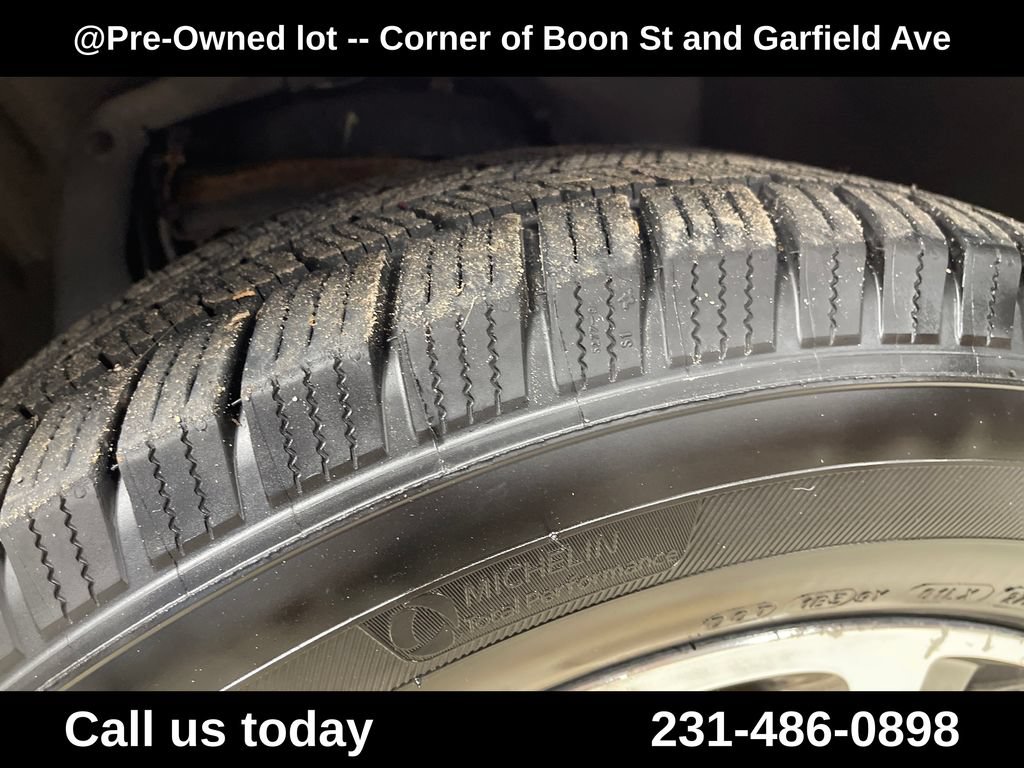Used 2015 Lincoln Navigator 4WD image 12