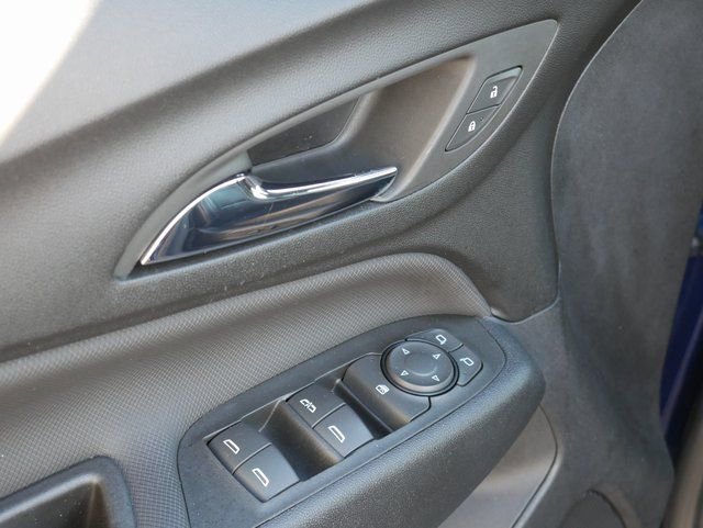 Used 2022 Chevrolet Equinox RS w/ RS Leather Package image 15