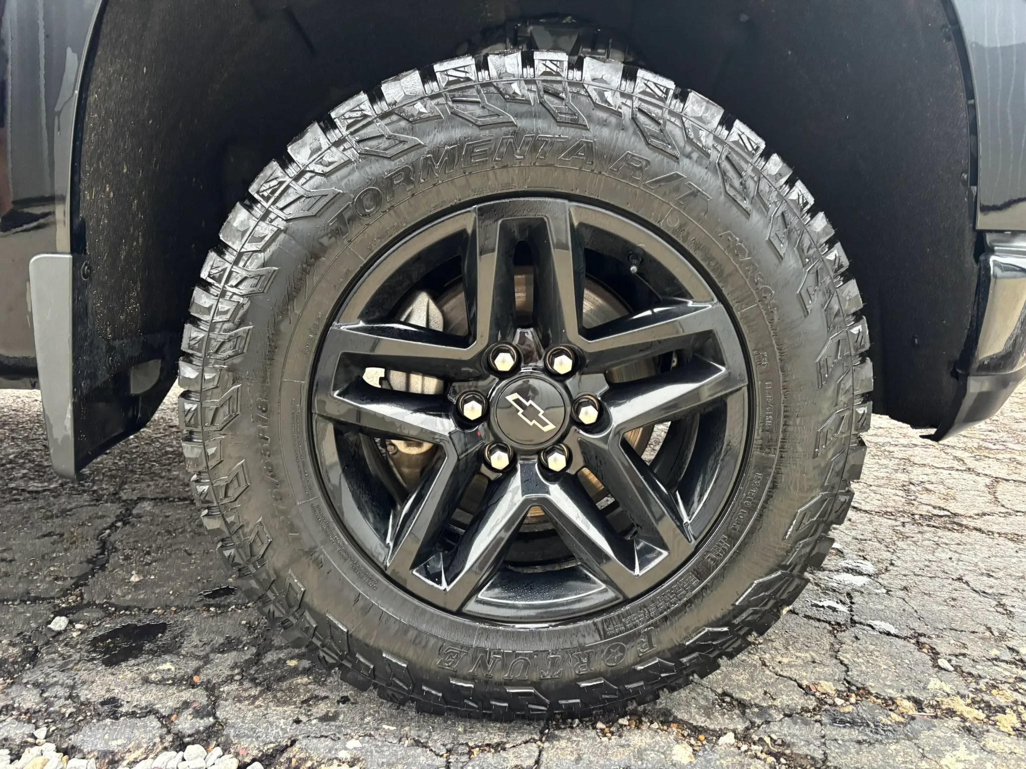 Used 2020 Chevrolet Silverado 1500 Custom Trail Boss w/ Custom Convenience Package AWD/4WD image 10