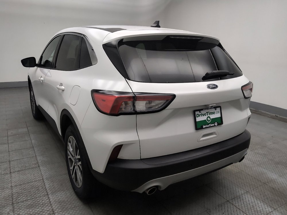 Used 2022 Ford Escape SEL image 5