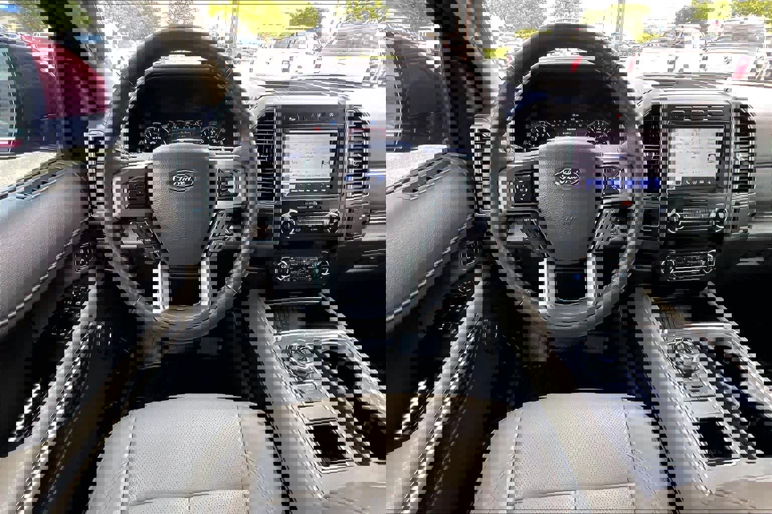 Used 2020 Ford Expedition XLT w/ Equipment Group 202A image 6