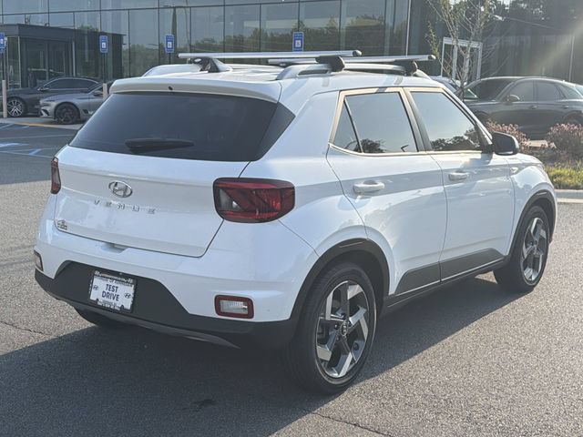 Used 2021 Hyundai Venue SEL FWD image 8