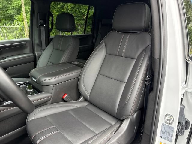 Used 2026 Chevrolet Suburban RST AWD/4WD image 10