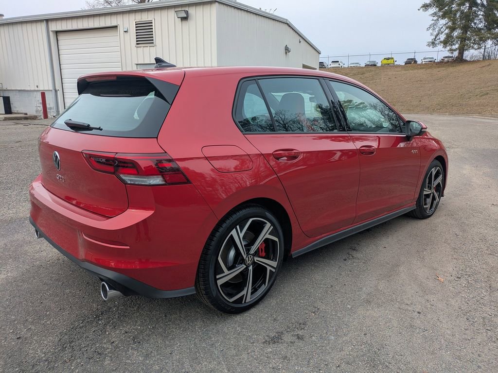 New 2026 Volkswagen GTI SE image 4