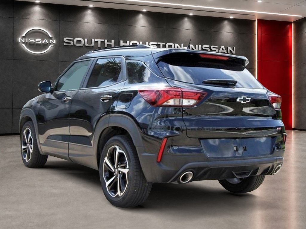 Used 2023 Chevrolet TrailBlazer RS w/ Convenience Package FWD image 3