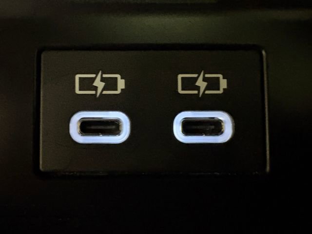 Certified 2025 Toyota Corolla SE image 21