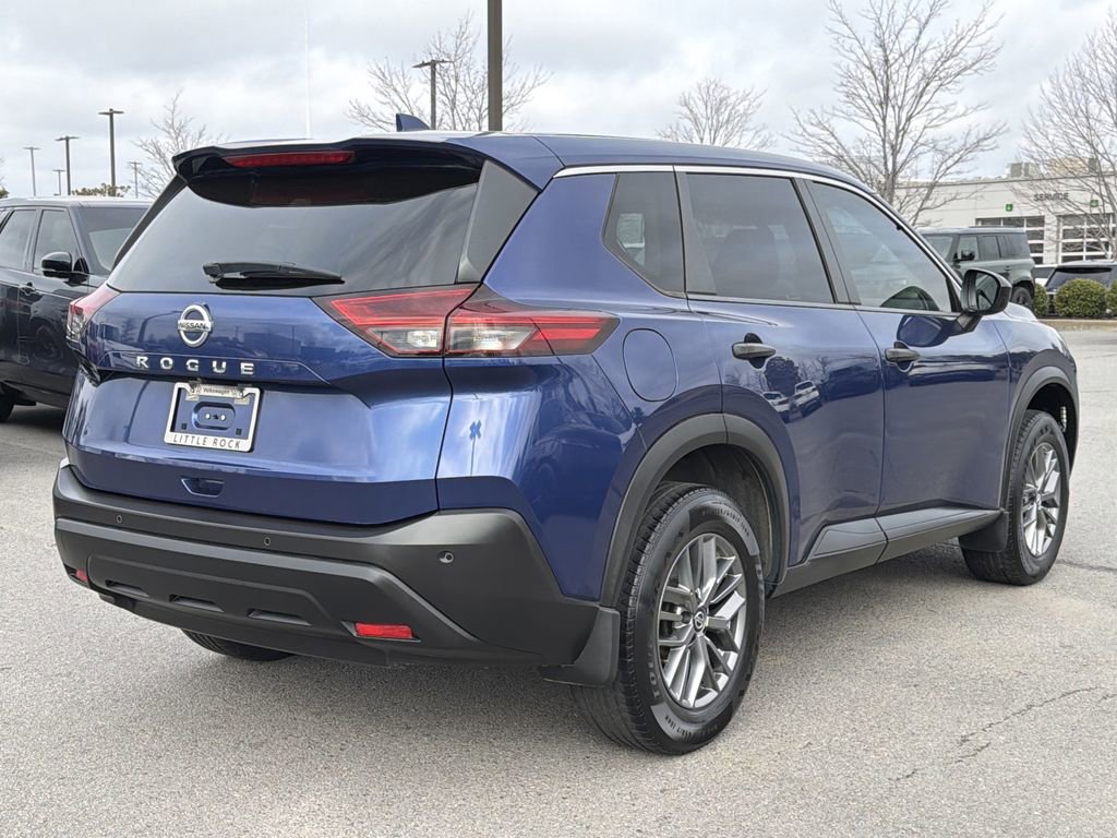 Used 2021 Nissan Rogue S image 3