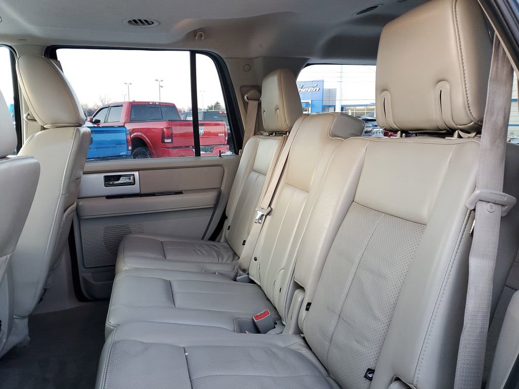 Used 2013 Ford Expedition Limited image 28