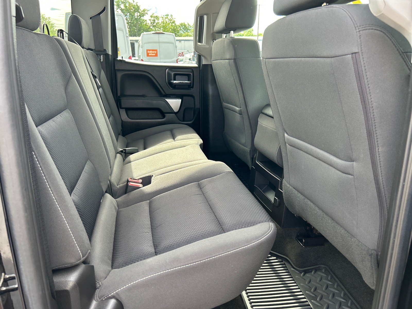Used 2018 Chevrolet Silverado 1500 LT AWD/4WD image 16
