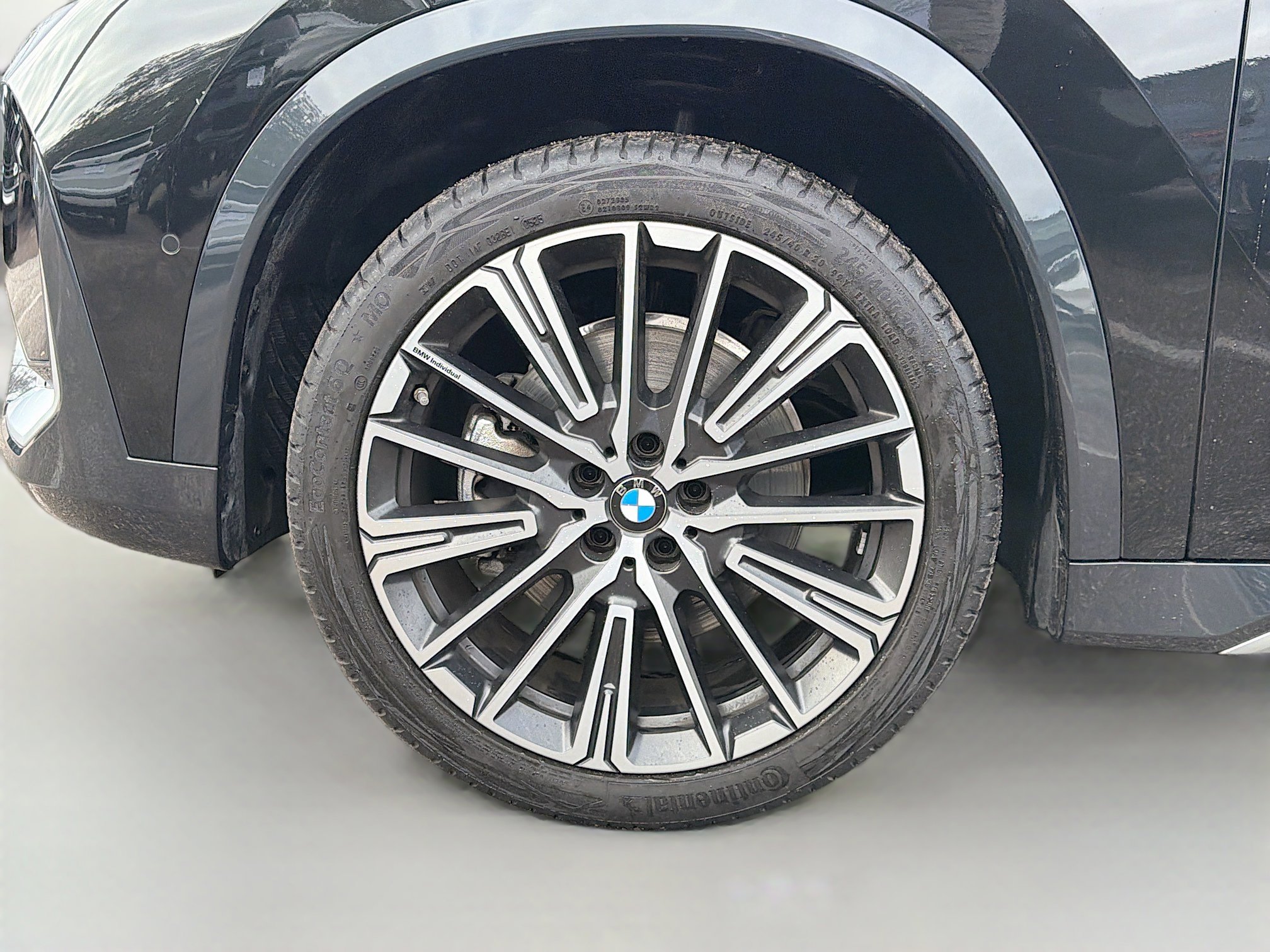 Used 2025 BMW X1 xDrive28i w/ Technology Package image 42