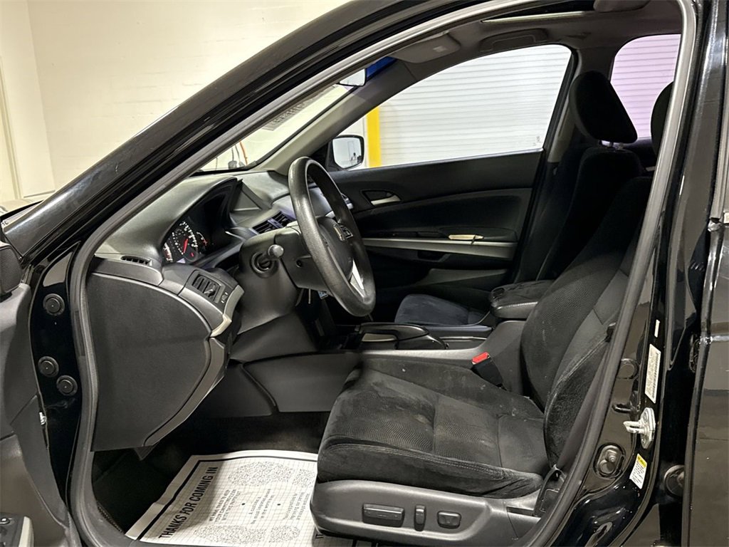 Used 2010 Honda Accord EX image 18