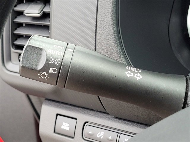 Used 2022 Nissan Frontier S w/ Technology Package image 32