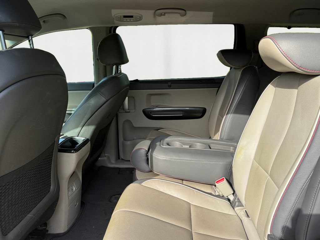 Used 2015 Kia Sedona EX w/ EX Premium Package FWD image 13