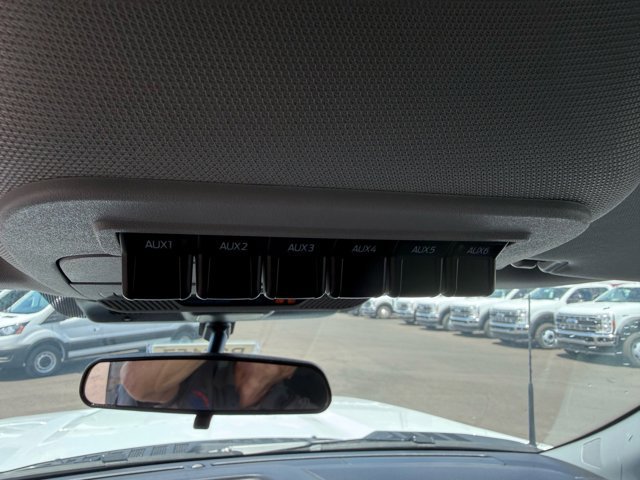 New 2026 Ford F550 4x4 Crew Cab image 17